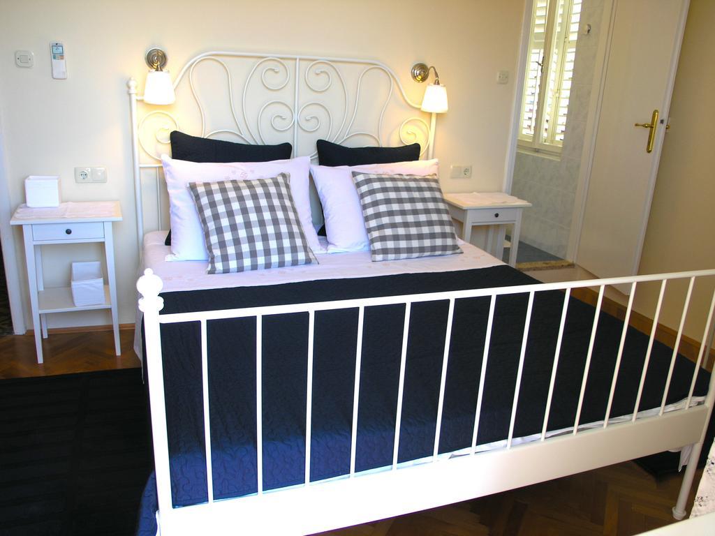 House Rozi Hotel Palit Phòng bức ảnh