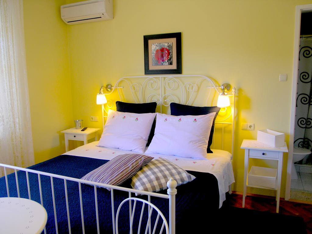 House Rozi Hotel Palit Ngoại thất bức ảnh