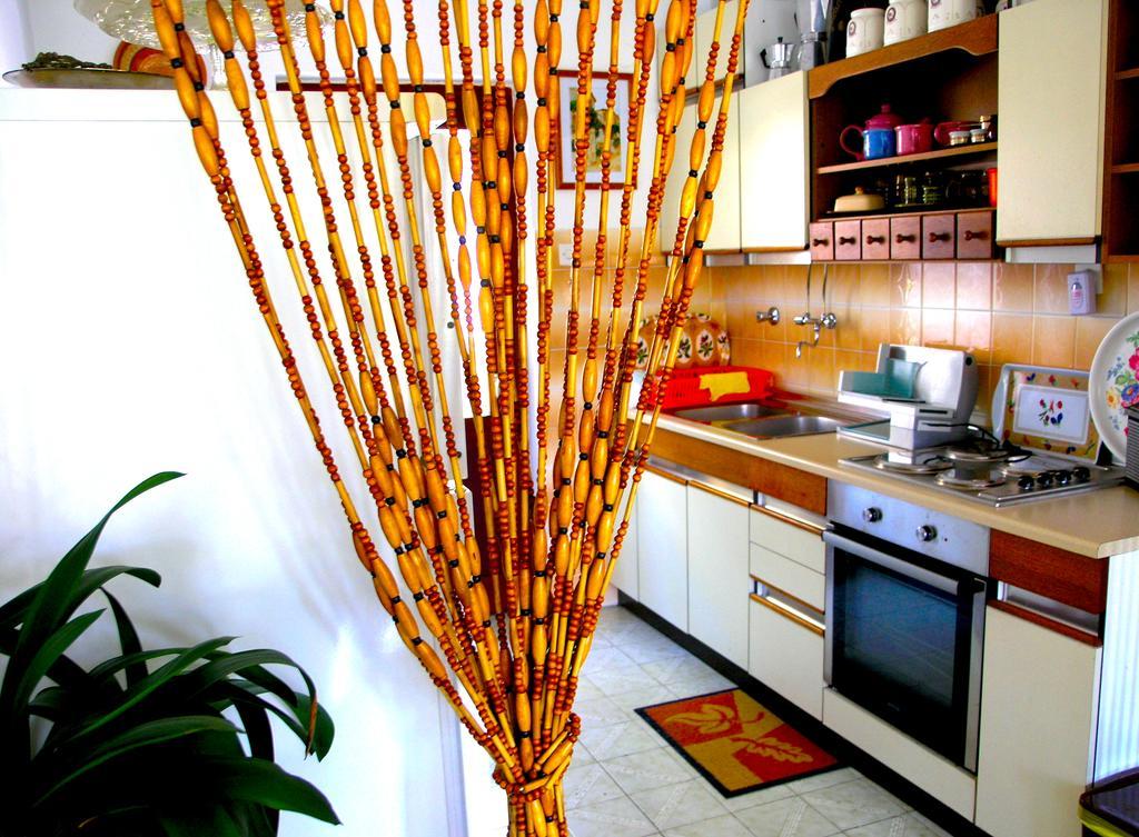 House Rozi Hotel Palit Ngoại thất bức ảnh