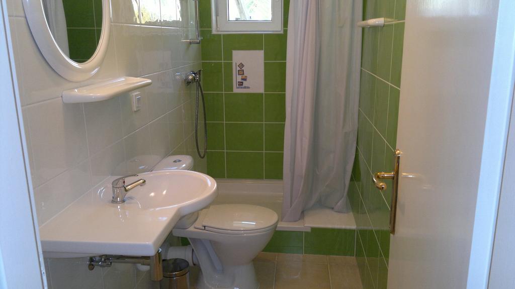 House Rozi Hotel Palit Phòng bức ảnh
