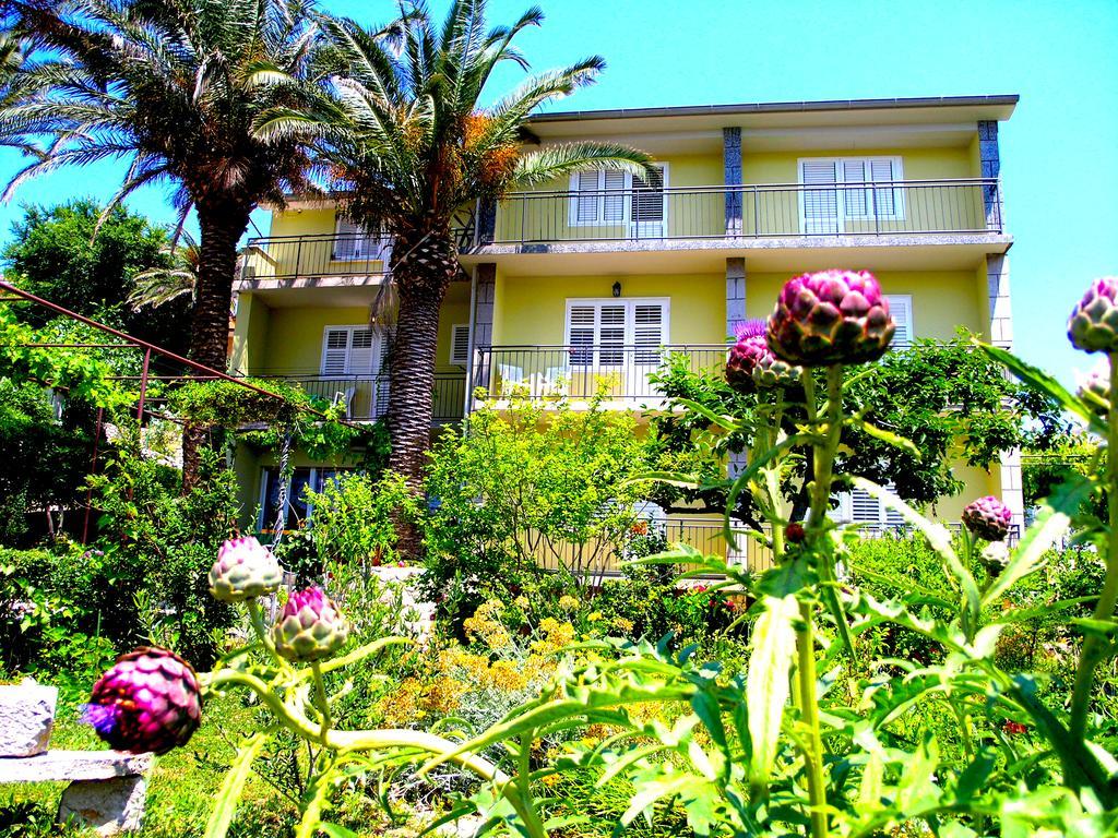 House Rozi Hotel Palit Ngoại thất bức ảnh